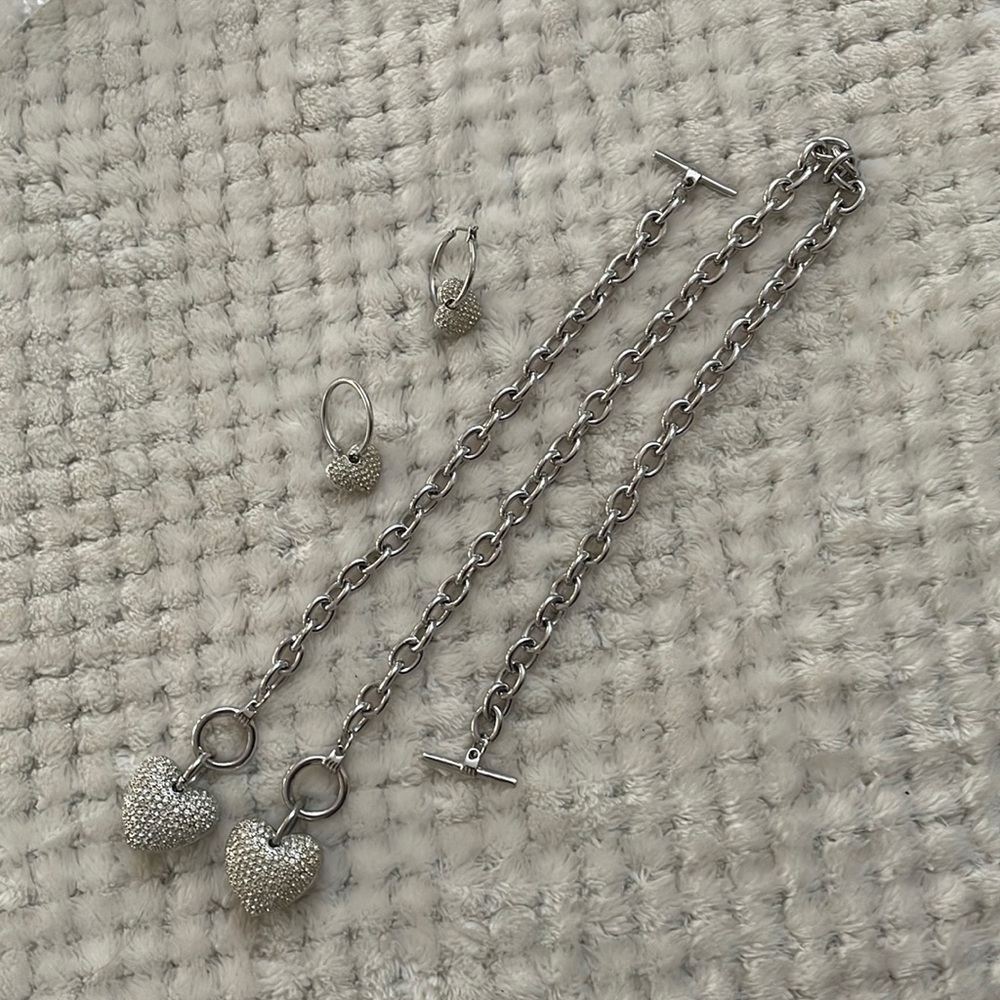 Delicate heart jewelry set